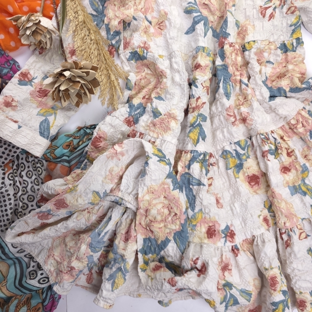 New Zara Floral Dress in Pastel Grey and Pink Sz S - Picture 4 of 14